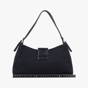 Pre-owned Fendi Baguette Black nylon 091611 handbag | stylenewstar