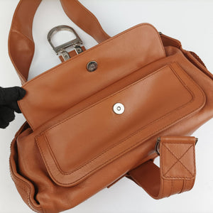 Secondhand Christian Dior D Logo Hobo Brown leather shoulderbag | stylenewstar