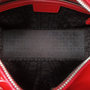 Pre-owned Christian Dior Lady Dior Red patent shoulderbag | stylenewstar