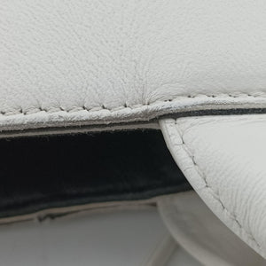 Secondhand Bottega Veneta THE ARCO Tote White lambskin handbag | stylenewstar
