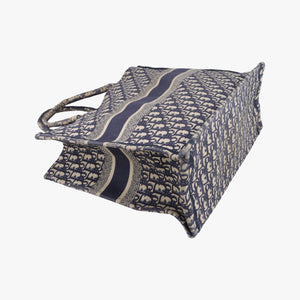 Pre-owned Christian Dior Book Tote Navy Jacquard handbag | stylenewstar