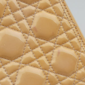 Pre-owned Christian Dior Lady Dior Beige Patent shoulderbag | stylenewstar