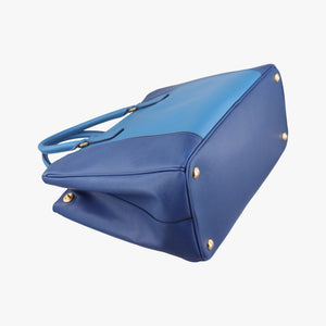 Secondhand Prada Galleria Blue×Navy SAFFIANO Leather B2274C shoulderbag | stylenewstar