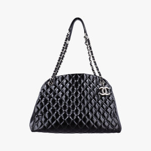 Vintage Chanel Mademoiselle Bowling Black Patent Leather A50558 shoulderbag | stylenewstar