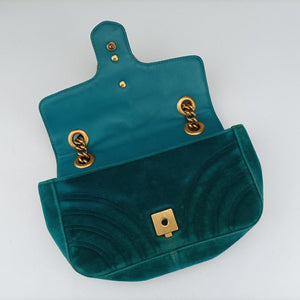 Pre-owned Gucci GG Marmont Blue velour 446744 shoulderbag | stylenewstar