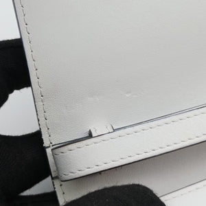 Pre-owned Christian Louboutin Paloma Clutch White Leather clutchbag | stylenewstar