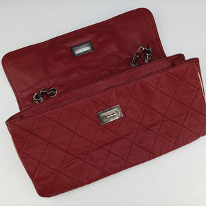 Vintage Chanel 2.55East West Red Leather A37691 shoulderbag | stylenewstar