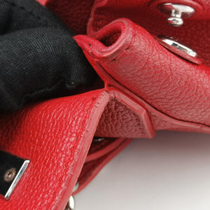 Vintage Louis Vuitton Lock Me II BB Ruby Leather M51202 shoulderbag | stylenewstar