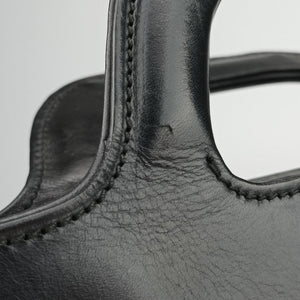 Vintage Ferragamo Wanda Black Leather shoulderbag | stylenewstar