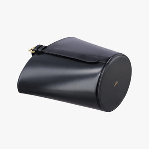 Secondhand Celine Small Bucket Cuir Triomphe Black Smooth Calfskin 110423 shoulderbag | stylenewstar