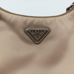 Vintage Prada Re-Edition 2005 Re-Nylon Beige nylon 1BH204 shoulderbag | stylenewstar
