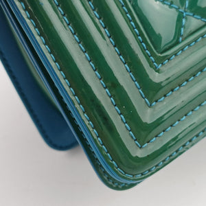 Pre-owned Chanel BOY CHANEL Green Patent Leather A92692 shoulderbag | stylenewstar