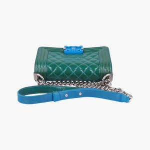 Pre-owned Chanel BOY CHANEL Green Patent Leather A92692 shoulderbag | stylenewstar