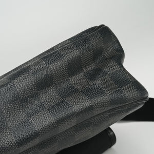 Pre-owned Louis Vuitton DANIEL MM Noir Damier GRAPHITE N58029 shoulderbag | stylenewstar