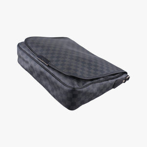 Pre-owned Louis Vuitton DANIEL MM Noir Damier GRAPHITE N58029 shoulderbag | stylenewstar