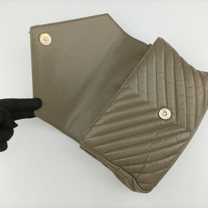 Pre-owned Yves Saint Laurent COLLEGE Green Leather 428056 shoulderbag | stylenewstar