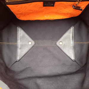 Pre-owned Louis Vuitton Scuba MM Orange Leather×Microfiber M92803 shoulderbag | stylenewstar