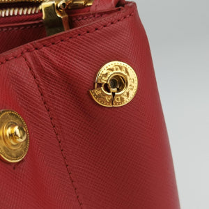 Pre-owned Prada Galleria Red SAFFIANO Leather BN1786 shoulderbag | stylenewstar