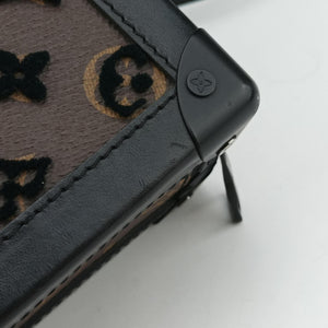 Pre-owned Louis Vuitton Vertical Soft Trunk brown×Noir Monogram Toughtage M45044 shoulderbag | stylenewstar