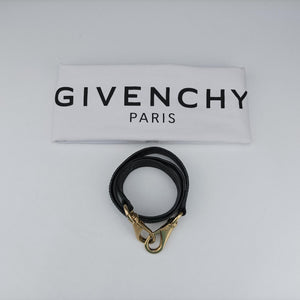 Secondhand Givenchy Pandora Black Leather shoulderbag | stylenewstar