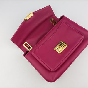 Pre-owned Fendi Be Baguette Rose Leather 8BR677 shoulderbag | stylenewstar
