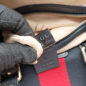 Pre-owned Gucci Sherry Line Navy×red×beige canvas×leather 247205 shoulderbag | stylenewstar