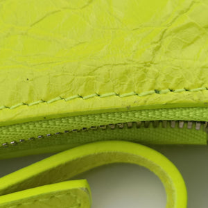 Secondhand Balenciaga Le Cagole Green lambskin shoulderbag | stylenewstar