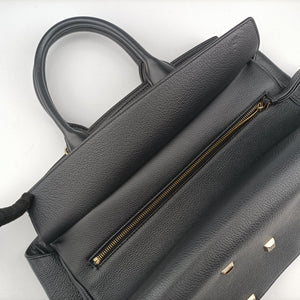 Pre-owned Ferragamo Studio Dark Gray Grained Calfskin shoulderbag | stylenewstar