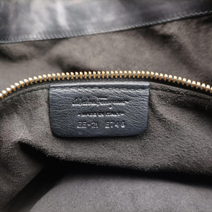Pre-owned Ferragamo Enny hobo Black Leather shoulderbag | stylenewstar