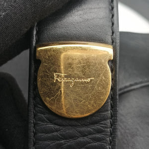 Pre-owned Ferragamo Enny hobo Black Leather shoulderbag | stylenewstar