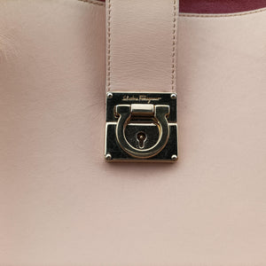 Vintage Ferragamo Gancini Juliet Beige leather handbag | stylenewstar