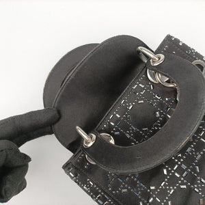 Pre-owned Christian Dior Lady Dior Black Silk shoulderbag | stylenewstar