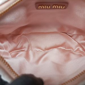 Pre-owned Miu Miu Wander Matelasse hobo Alabaster Pink Satin 5BC125 shoulderbag | stylenewstar