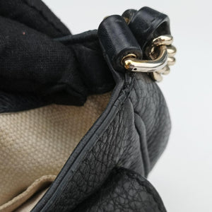 Pre-owned Gucci Soho Black Leather 323190 shoulderbag | stylenewstar