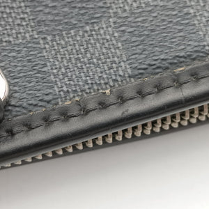 Secondhand Louis Vuitton TADAO Noir Damier Graphite N51192 shoulderbag | stylenewstar