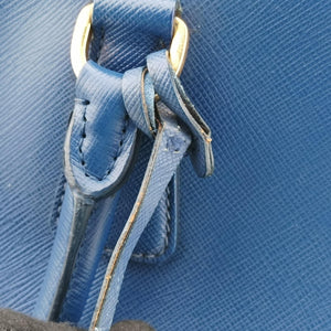 Secondhand Prada Galleria Blue SAFFIANO Leather BN2274 shoulderbag | stylenewstar