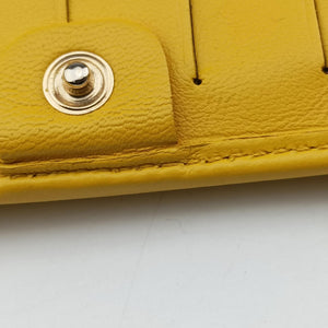 Pre-owned Fendi Embossed Logo Yellow Leather 8M0219YM shoulderbag | stylenewstar