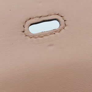 Pre-owned Gucci Medium Handmade Top Beige leather 263945 handbag | stylenewstar