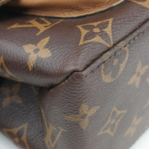 Secondhand Louis Vuitton MARIGNAN brown×SESAME Monogram Canvas×calf leather M44259 shoulderbag | stylenewstar