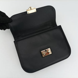 Pre-owned Valentino Rockstud Glam Lock Black Leather shoulderbag | stylenewstar