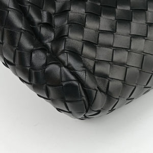 Vintage Bottega Veneta Intrecciato Black lambskin handbag | stylenewstar