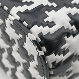 Pre-owned Christian Dior Houndstooth vanity bag Black and White Leather shoulderbag | stylenewstar