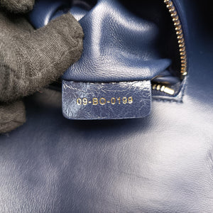 Pre-owned Christian Dior 30 Montaigne Navy leather shoulderbag | stylenewstar