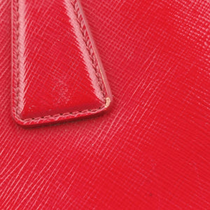 Pre-owned Prada Triangle logo Red×Yellow Patent shoulderbag | stylenewstar