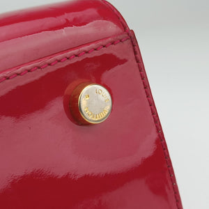 Pre-owned Louis Vuitton Brea MM ROSE INDIEN Vernis M91798 handbag | stylenewstar