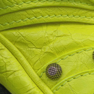 Pre-owned Balenciaga Le Cagole Green lambskin shoulderbag | stylenewstar
