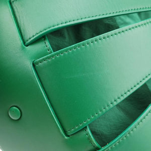 Secondhand Bottega Veneta The Shell Green Leather shoulderbag | stylenewstar