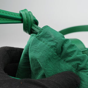 Secondhand Bottega Veneta The Shell Green Leather shoulderbag | stylenewstar