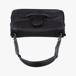 Pre-owned Bottega Veneta Intrecciato Black lambskin shoulderbag | stylenewstar