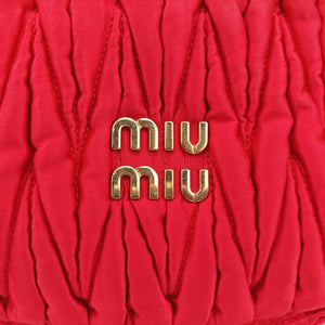 Pre-owned Miu Miu Wander Matelasse hobo Red Satin 5BC125 shoulderbag | stylenewstar